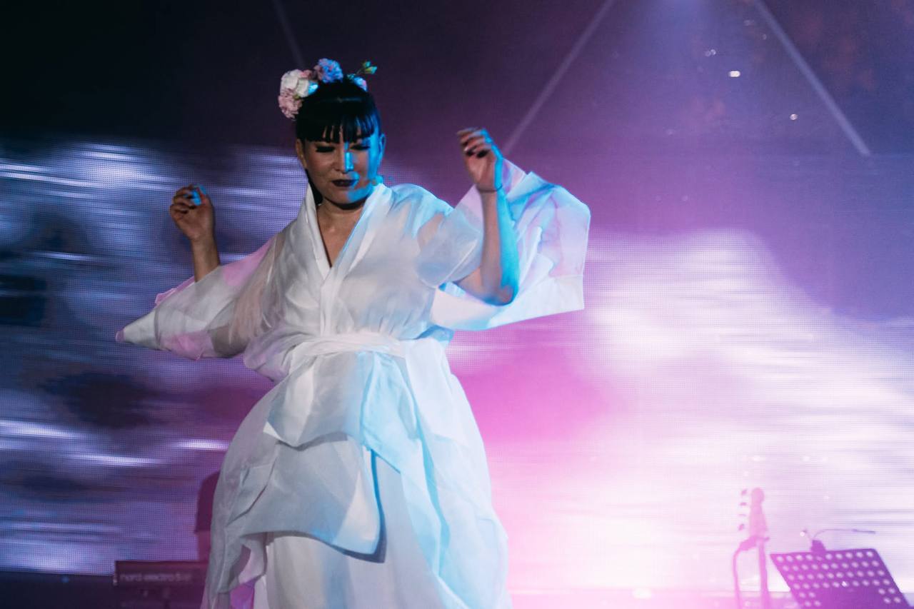 "Озброєні красою": чим дивуватиме Bouquet Kyiv Stage у Києві цього літа